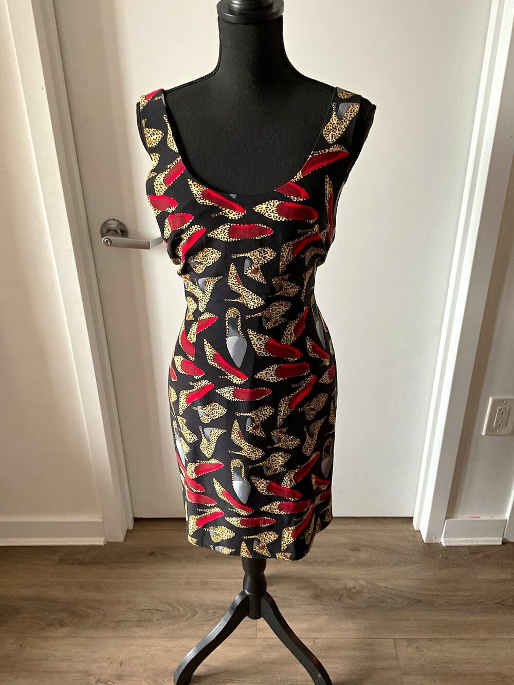 VTG 90s Nicole Miller Silk Novelty Dress Stiletto Leopard Shoe Print Sheath
